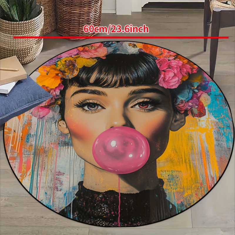 Bubble Gum Machine - グラフィティアート 花柄の頭を持つ女性 ピンクのバブルガム ラウンドラグ、モダンポップアートフロアマット 寝室 ソファサイド