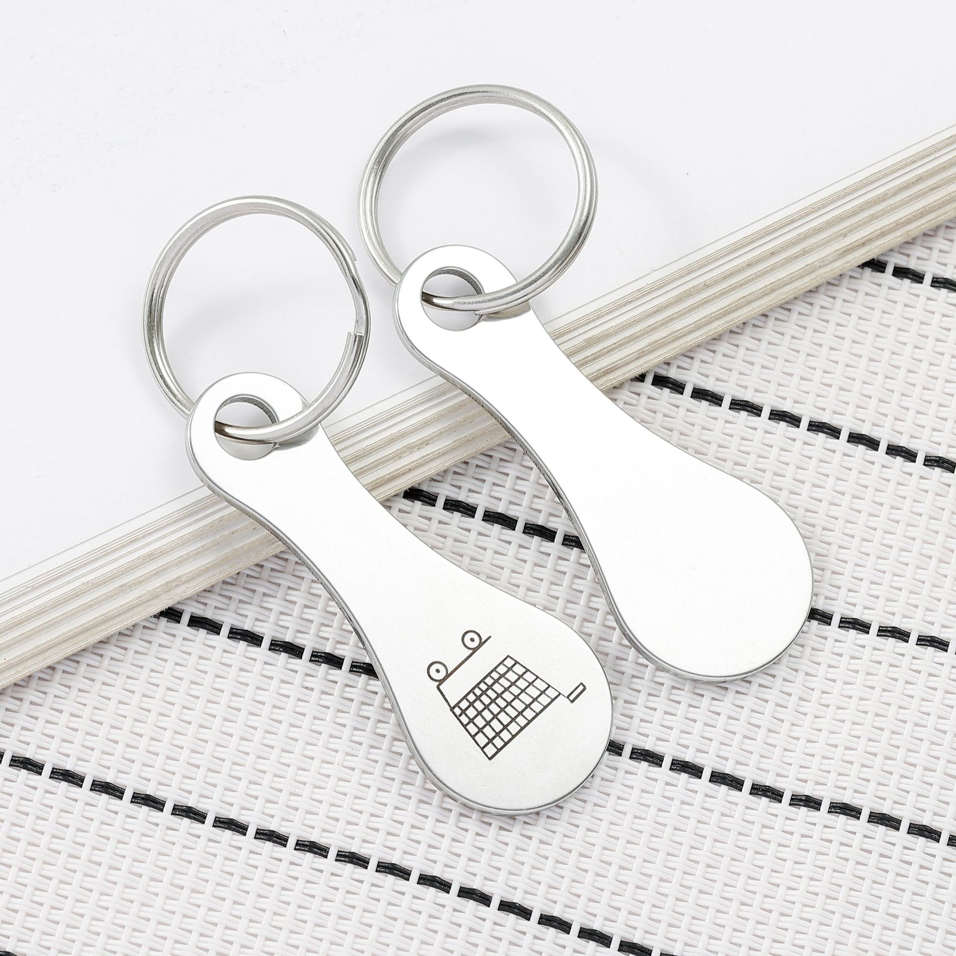 1 個カートショッピングトークントロリーキーキーホルダーコイ - Token Coin Mechanism のレビューと価格