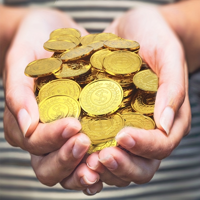 50個入り ゴールデンコイン プラスチック製 プレイ用金貨  - Arcade Game Coin のレビューと価格