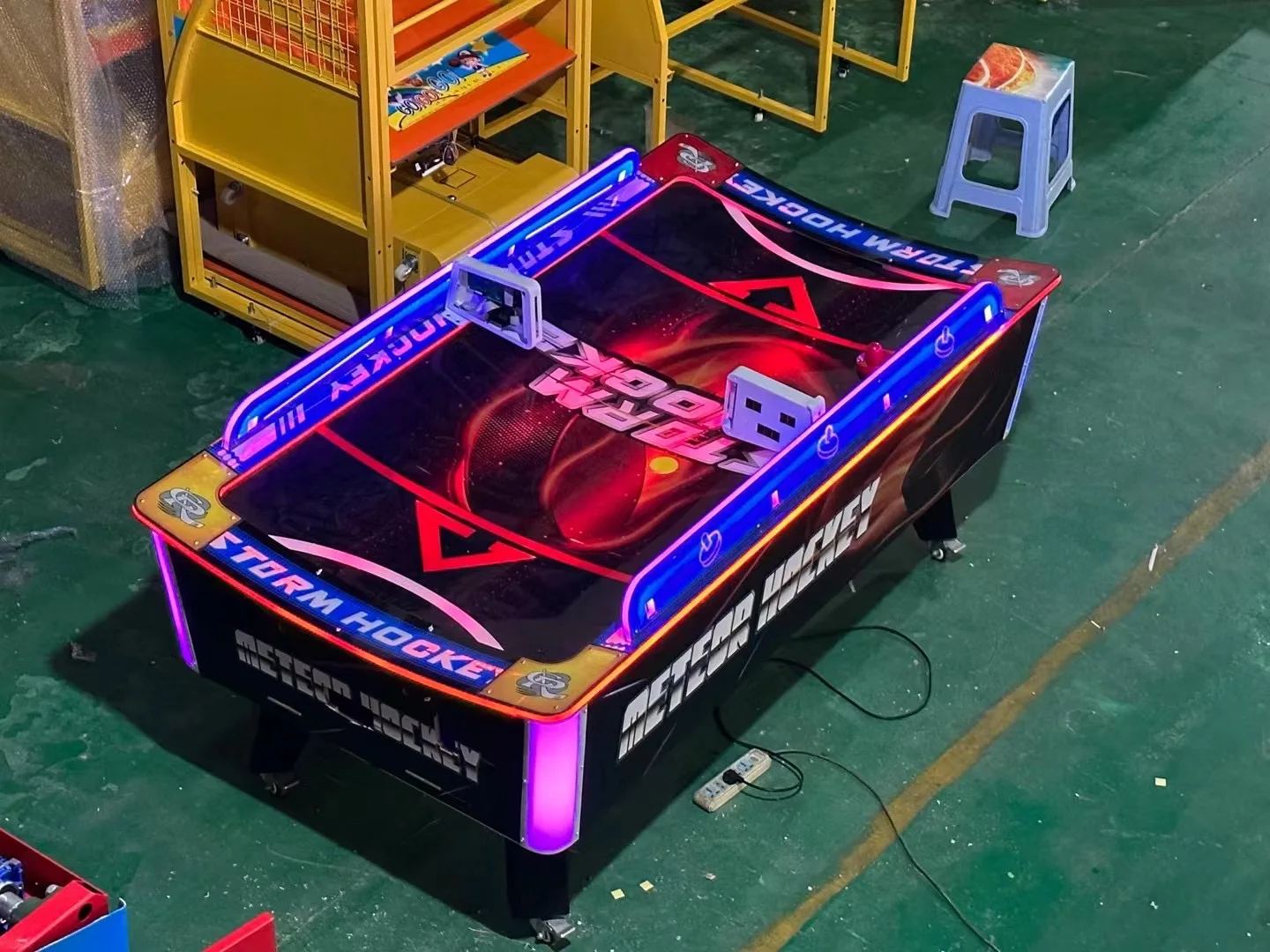 コイン式アミューズメントアーケードシミュレーターエアホッケー - Arcade Games & Vending Llc Photos のレビューと価格